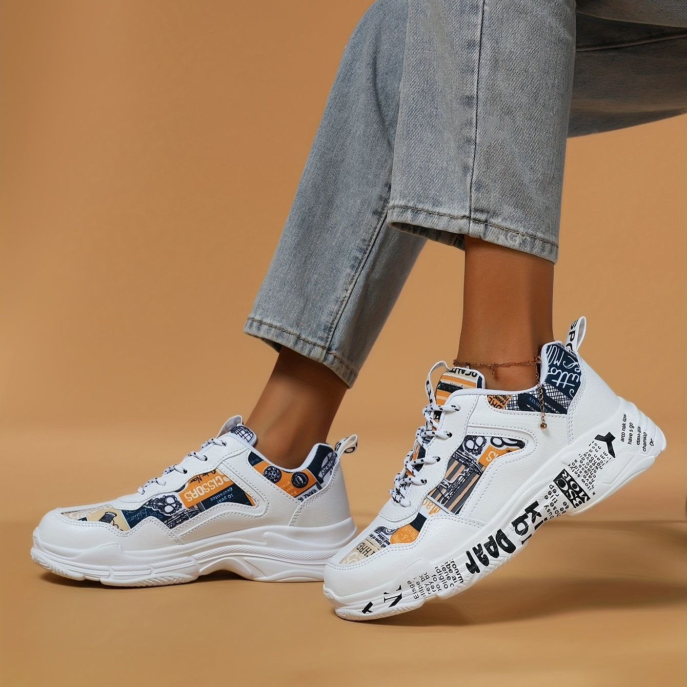 Retro Letter Print Skate Shoes Lace Up Thick Sole Casual Sneakers
