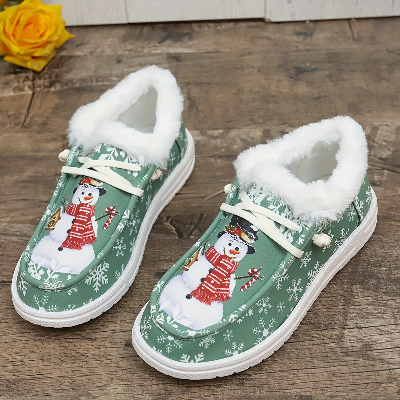 Women's Winter Snow Boots Snowmen Snowflakes Plus Plush Lace-up Flat Skateboa