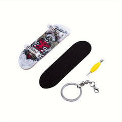 1pc 30mm Red Faced Fangs Finger Skateboard Toy