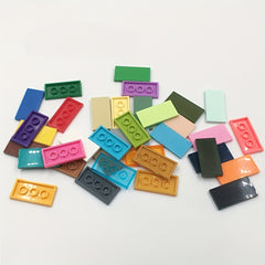 15pcs Building Blocks Set 2x4 Low Wall Flat Bricks Mixed Colors ABS Material