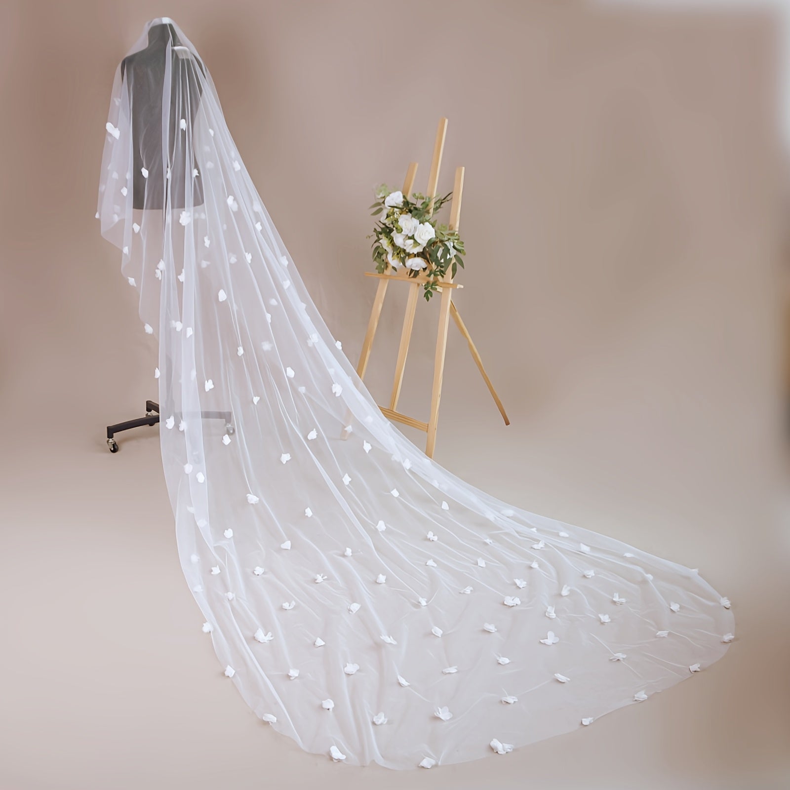 Romantic Floral Bridal Veil with Comb Double Layer Long Train