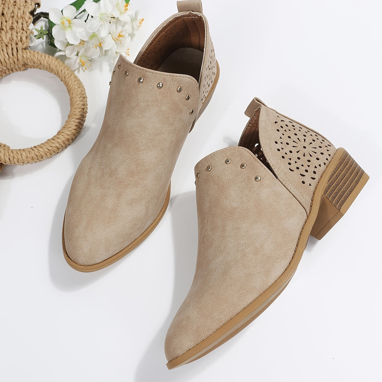 Women's V Cut Chunky Heeled Ankle Boots