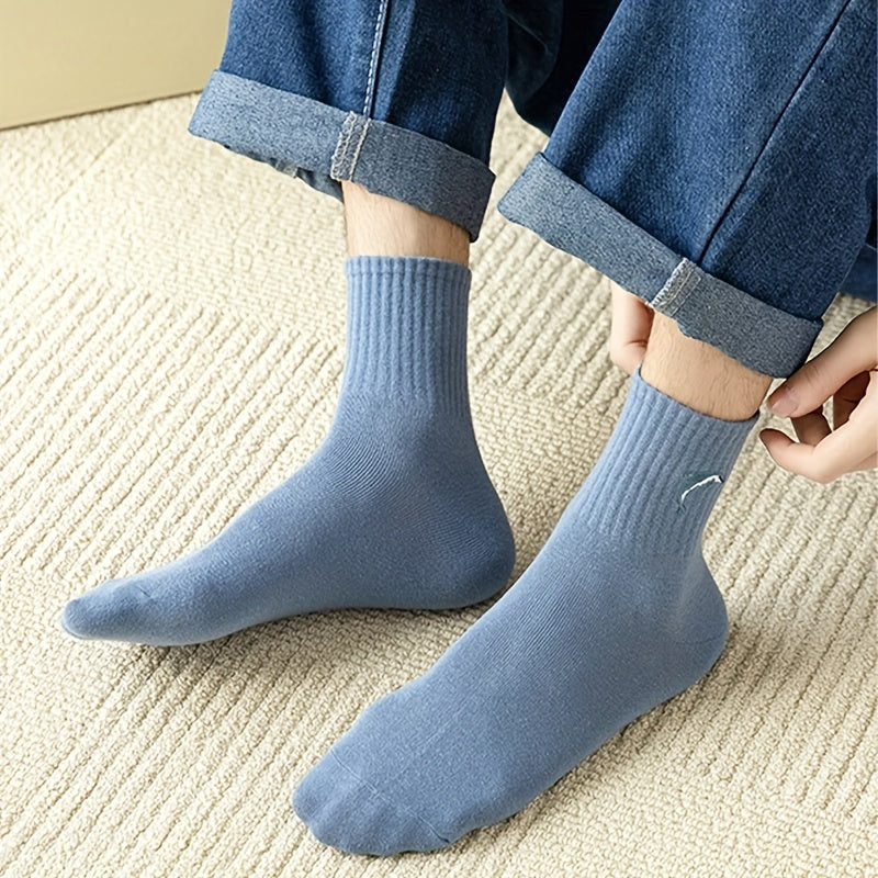 Men's Solid Crew Socks Breathable Comfy Casual Unisex Outdoor All Seasons