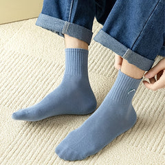 Men's Solid Crew Socks Breathable Comfy Casual Unisex Outdoor All Seasons