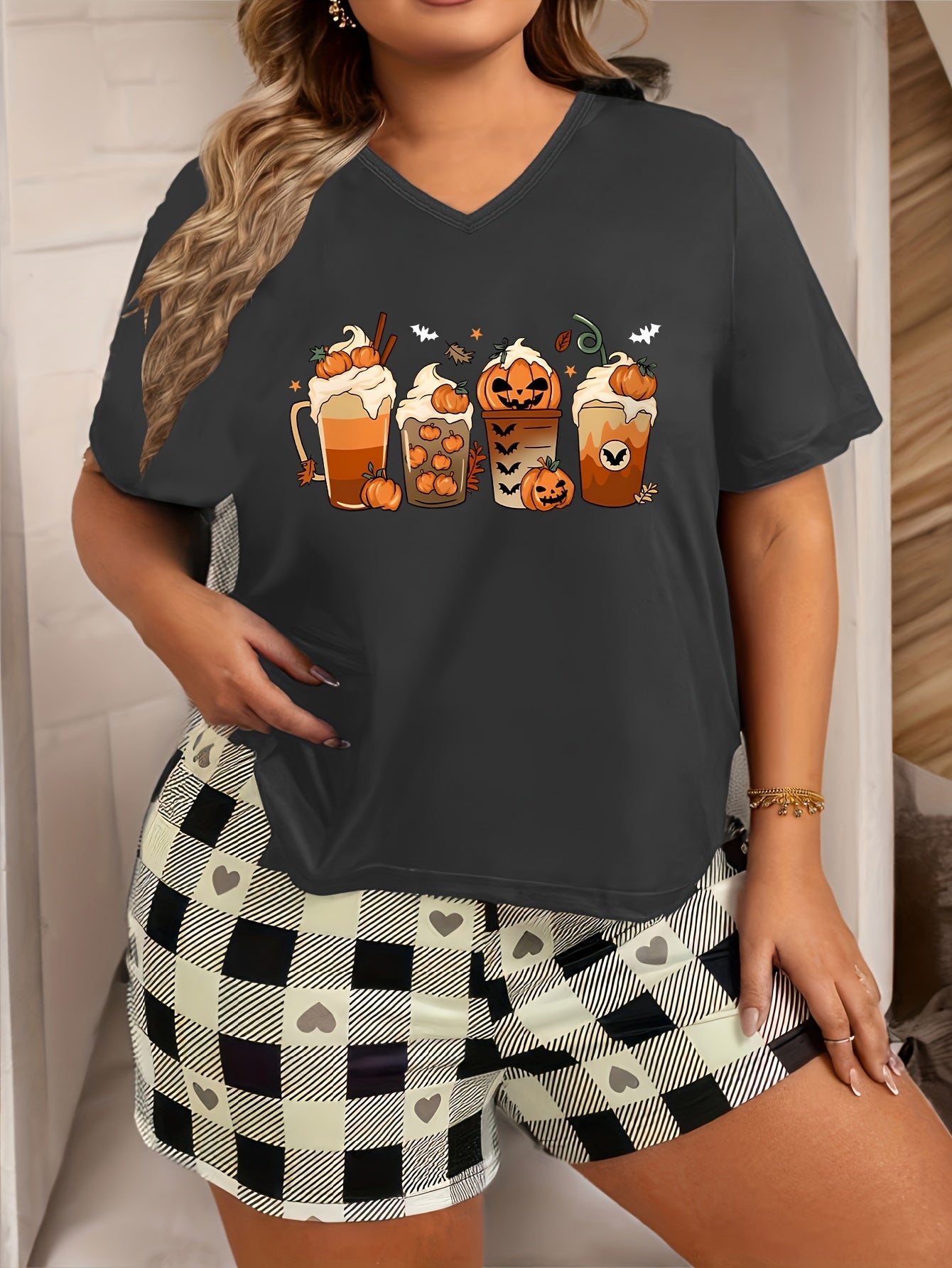 Halloween Loungewear Top Women's Bat & Pumpkin Drinks Print Pajama Top