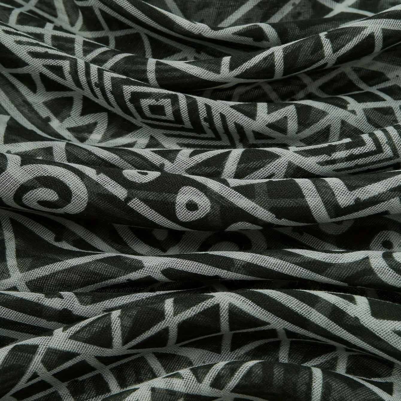 Vintage Gray Boho Geometric Print Scarf