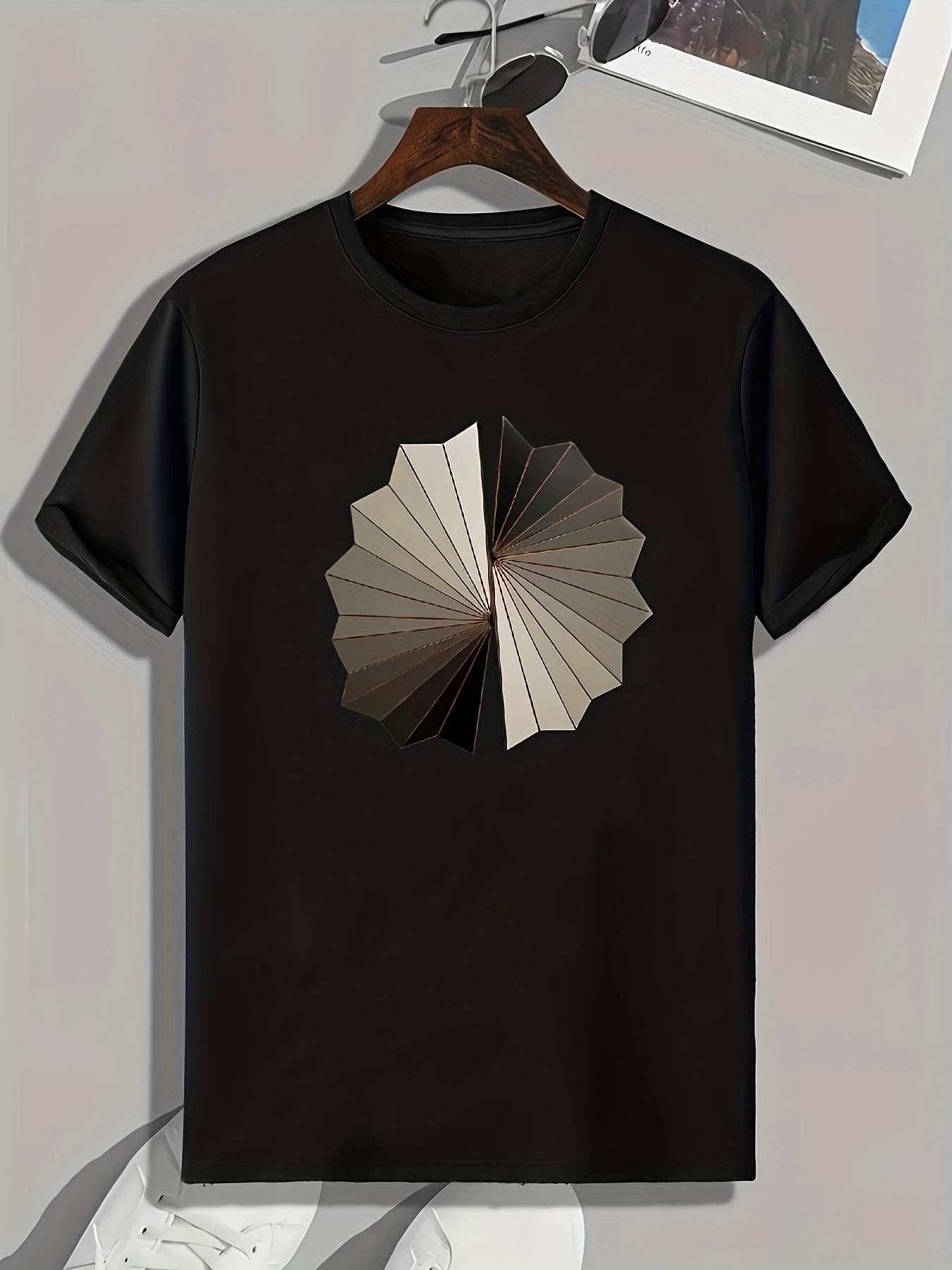 Geometric Pattern Men's Sports T-shirt, Comfortable Outdoor Fitness Apparel