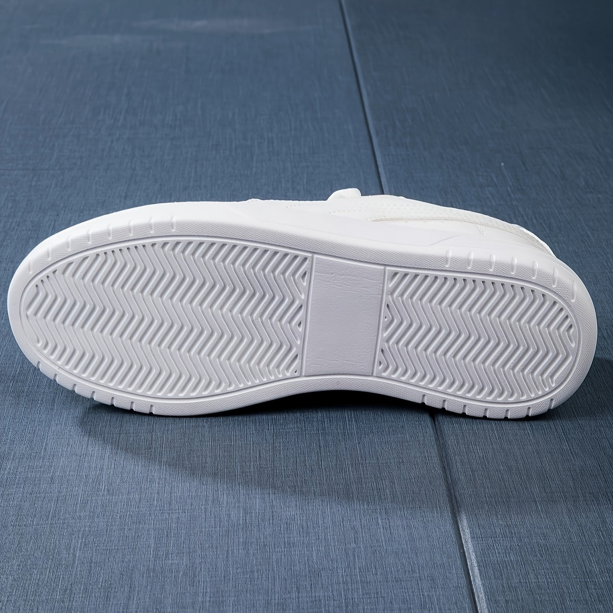 Solid Flat Sports Sneakers Slip resistant Sport Shoes For Leisure