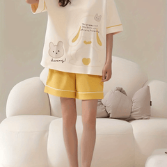 Bunny Print Pajamas Set Crew Neck Top And Shorts Pj Set Women's Sleepwear