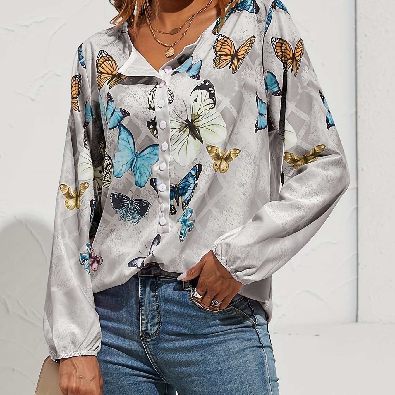 Butterfly Print Round Neck Top