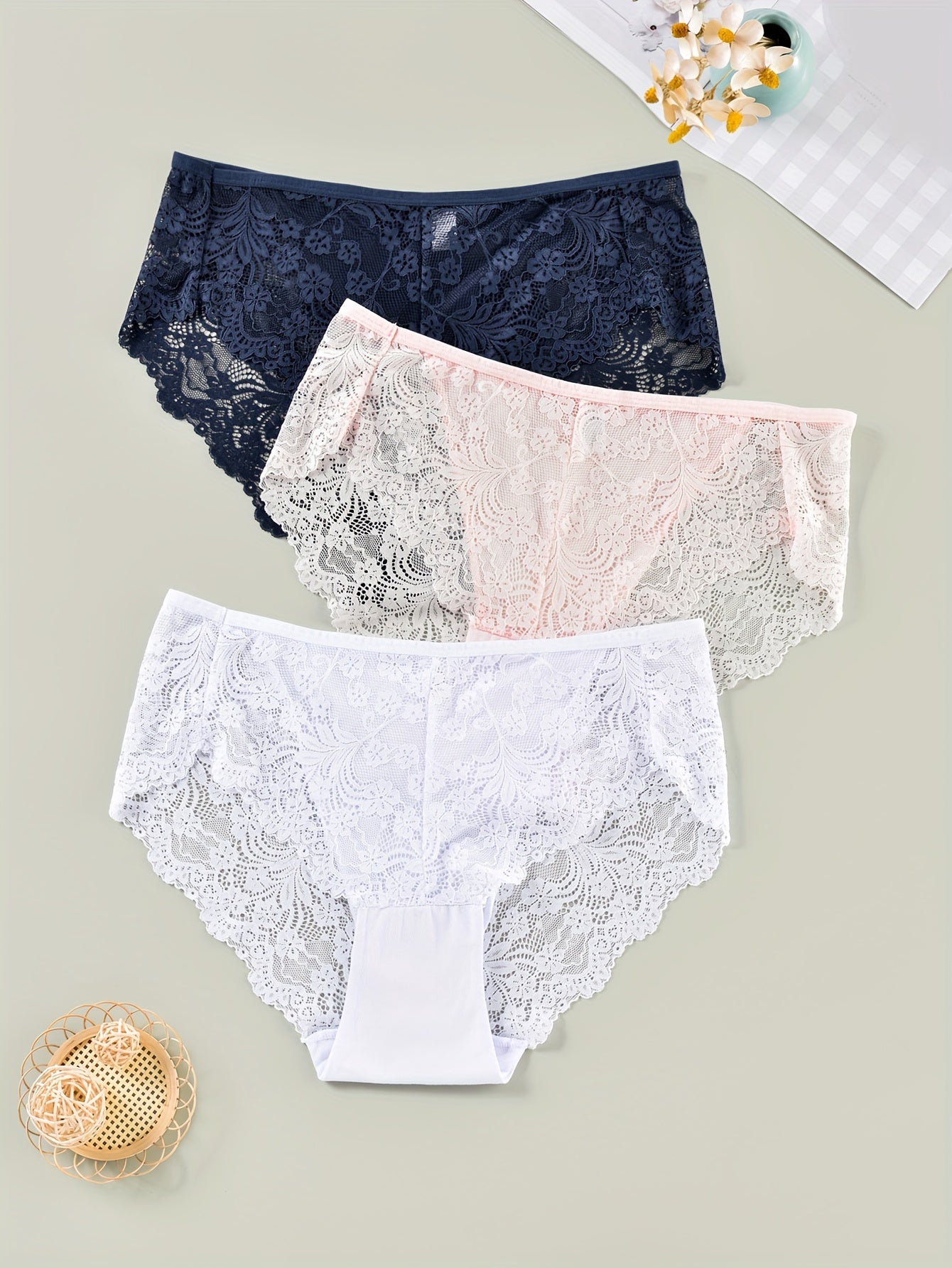 3 Pack Plus Size Panties Set Women's Plus Floral Lace Mid Rise Romantic Briefs