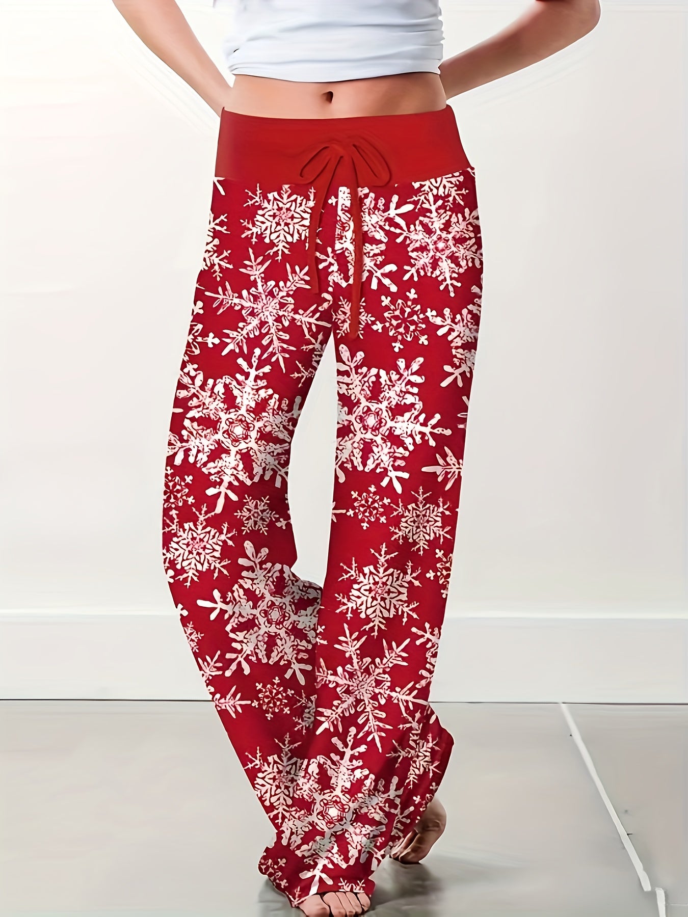 Women's Plus Snowflake Print High Rise Wide Leg Trousers