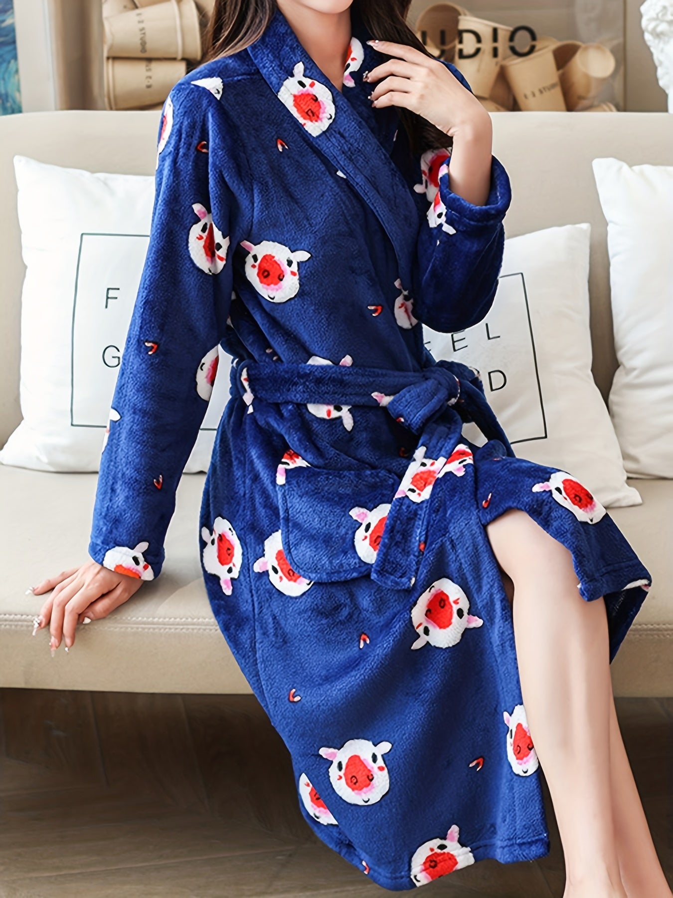Women's Pig Print Fuzzy Lounge Robe Long Sleeve Warm Robe