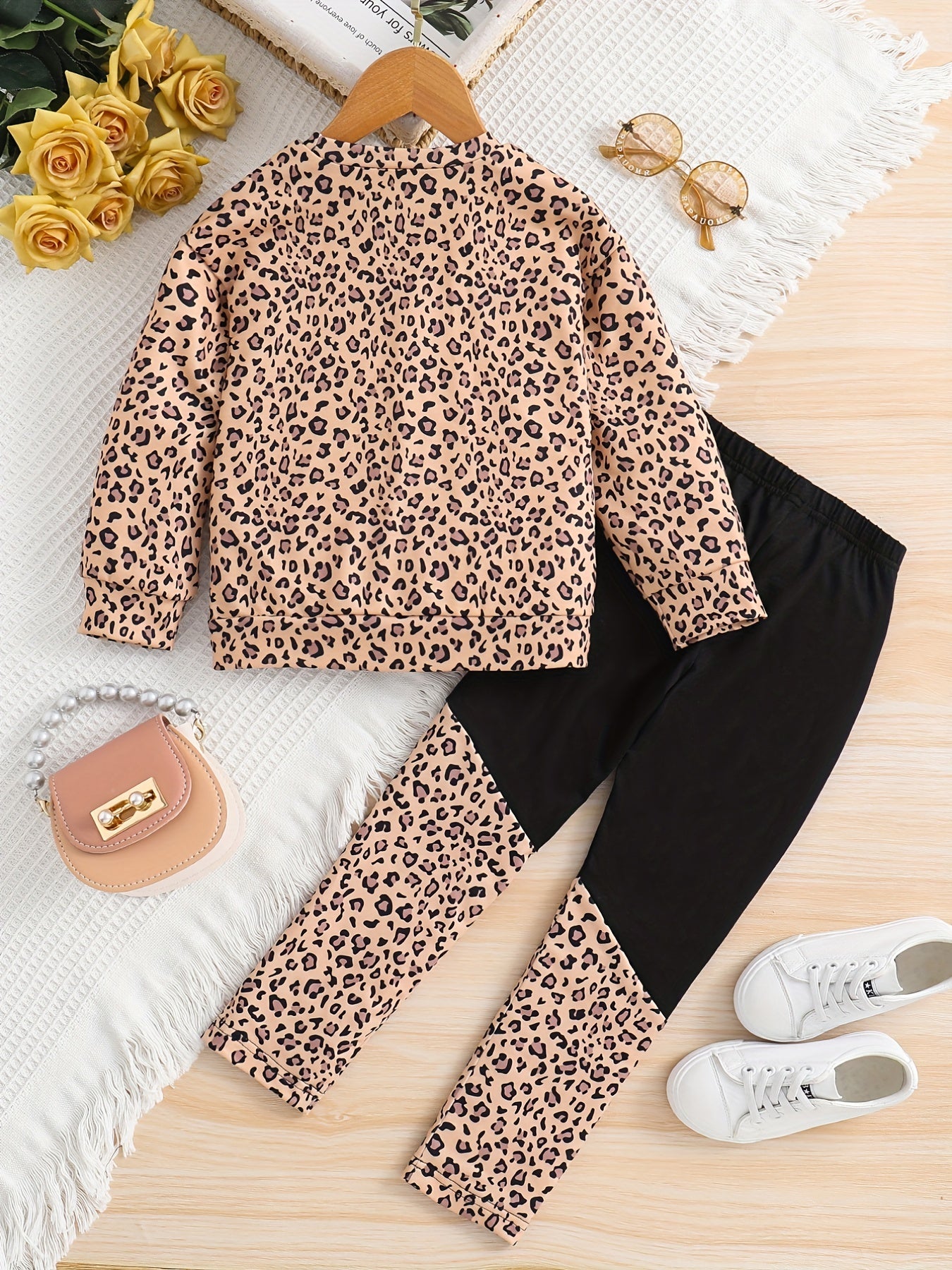 Girl's Camo 2pcs Top & Pants Set Anime Print Outfit