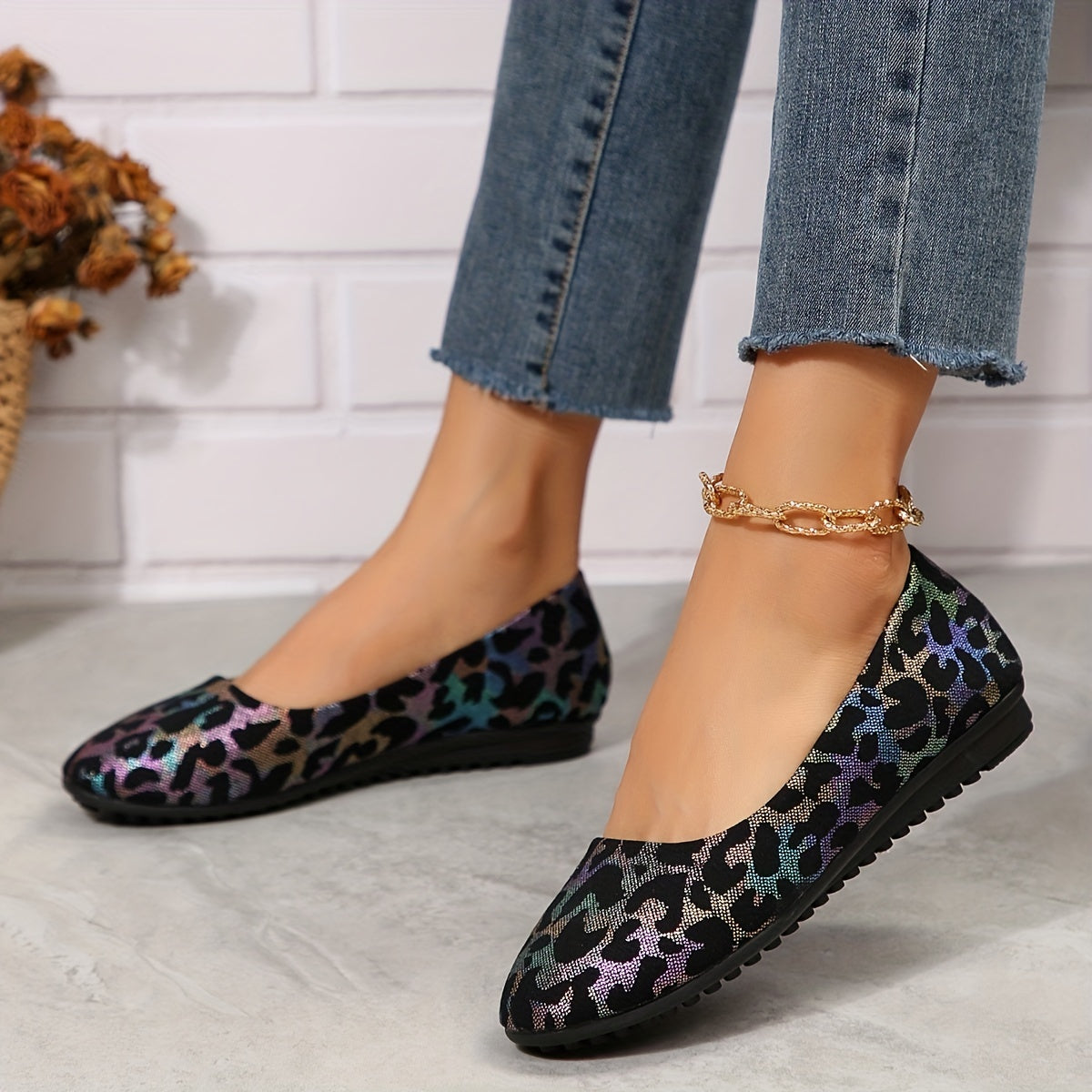 Leopard Print Flat Shoes Lightweight Closed Toe Work Shoes