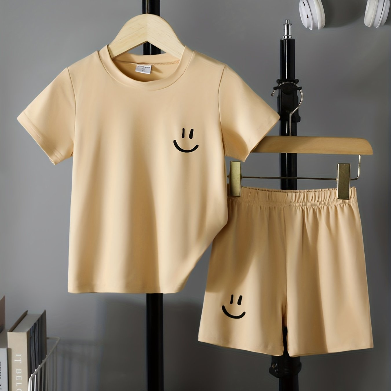 Boys Happy Face Casual Outfit T shirt & Shorts Kids Summer Clothes Sets