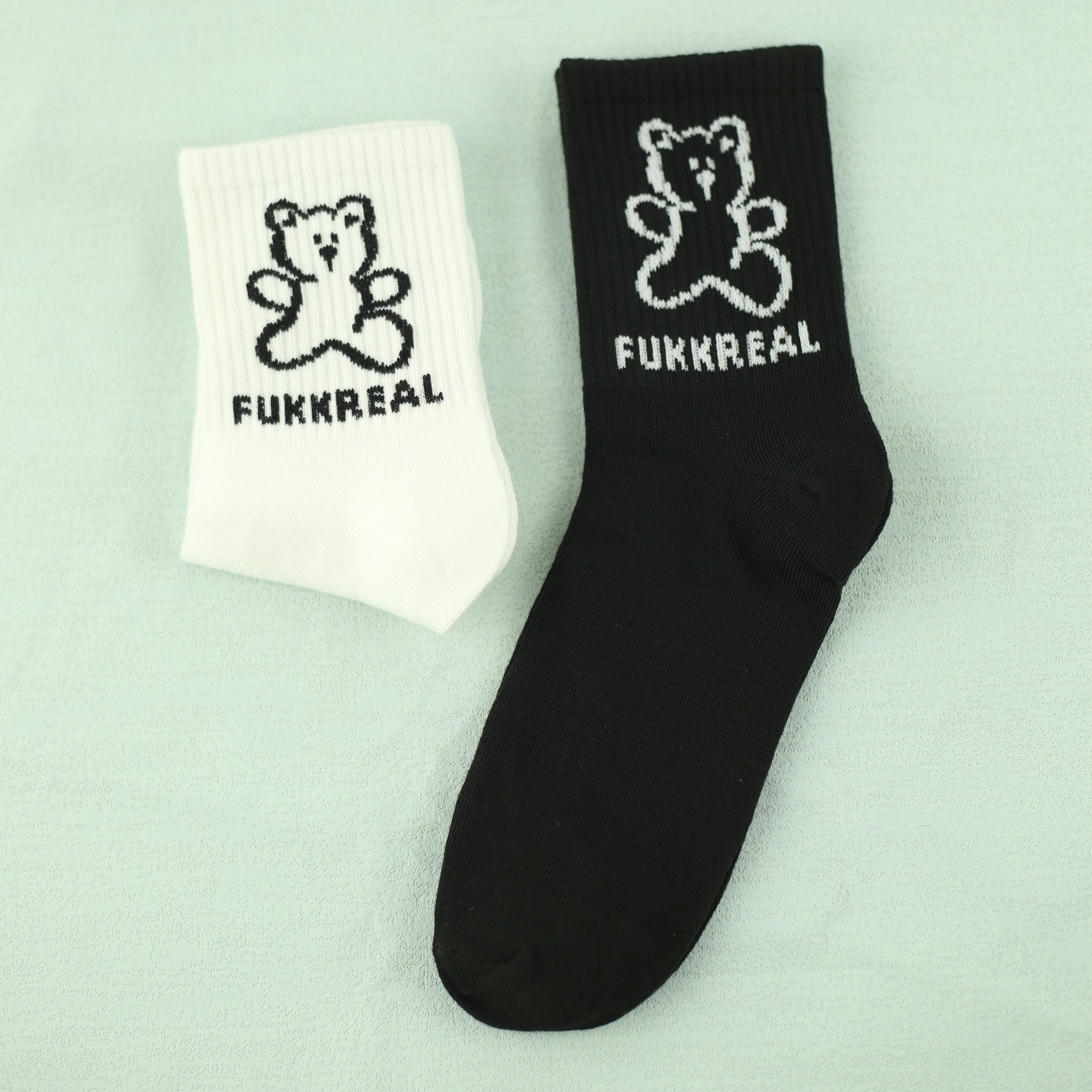 Men's Cartoon Bear Pattern Crew Socks - 2 Pairs