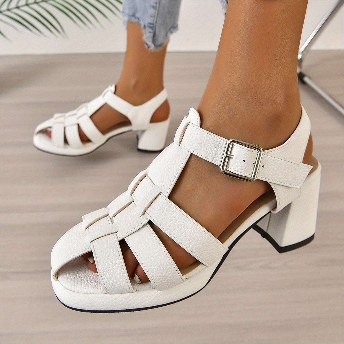Women's Retro Chunky Heel Cutout Sandals Buckle Strap Solid Sandals