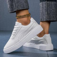 Flat Sports Sneakers Slip Resistant Outdoor Skateboarding Shoes