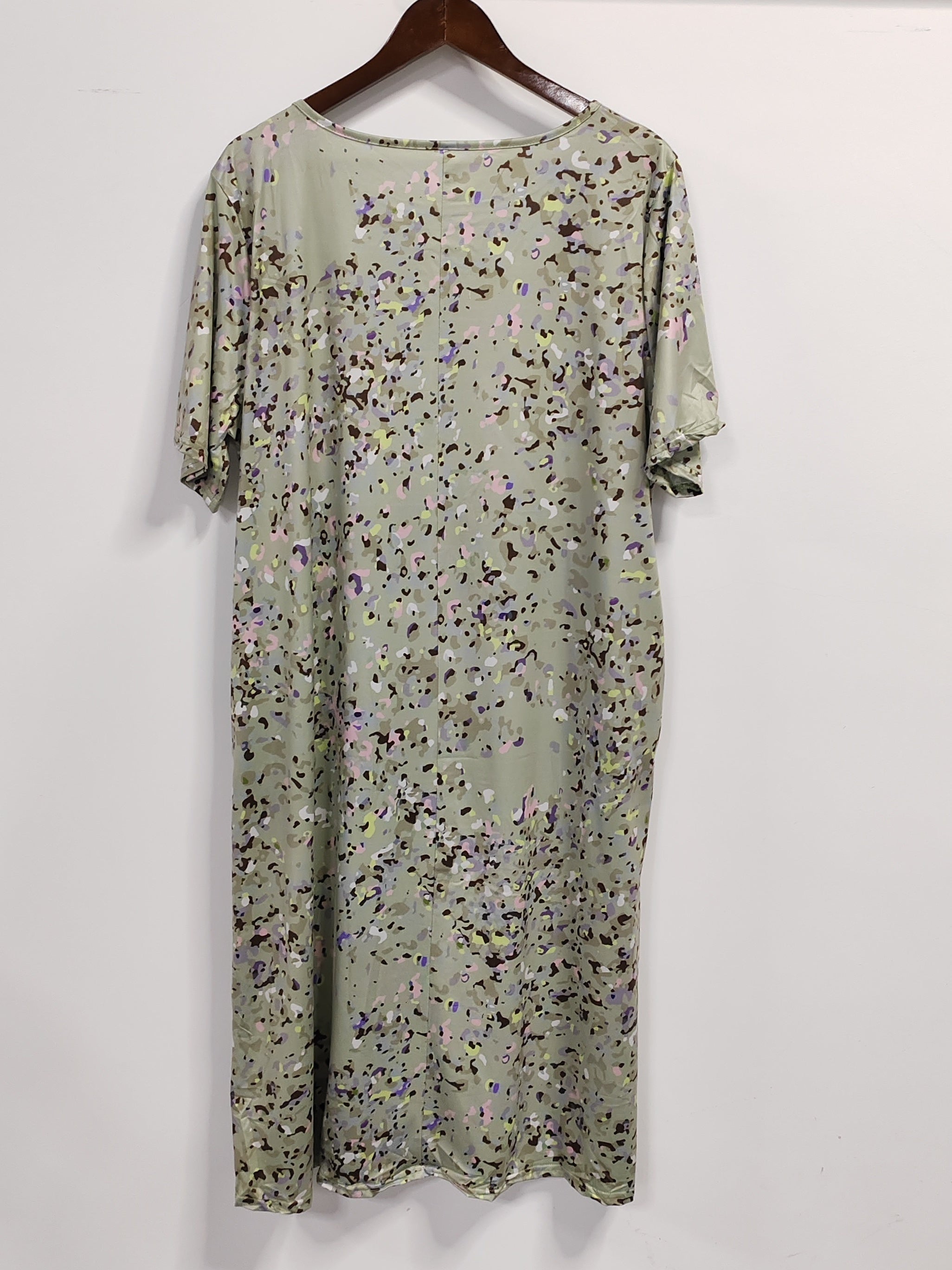 Women's Plus Camo Print Short Sleeve Tee Dress With Pockets