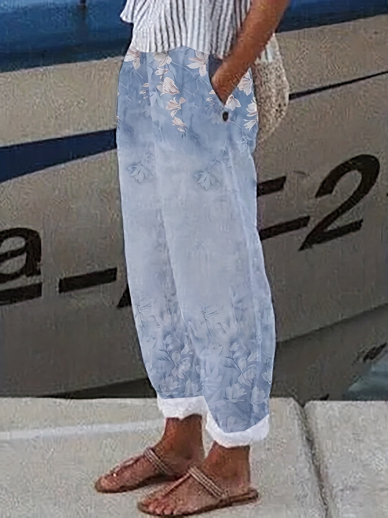 Graphic Print Dual Pockets Loose Pants Women's Clothing