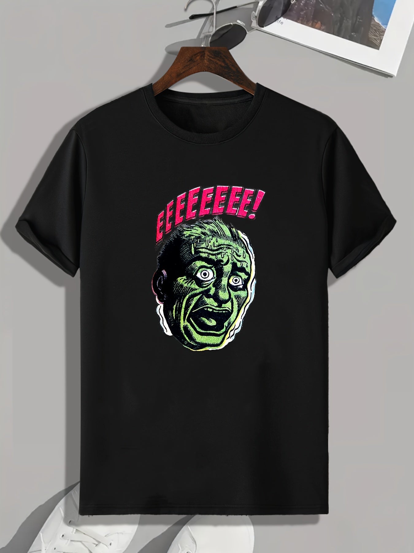 Surprised Expression Print Men's Graphic T-shirt for Summer
