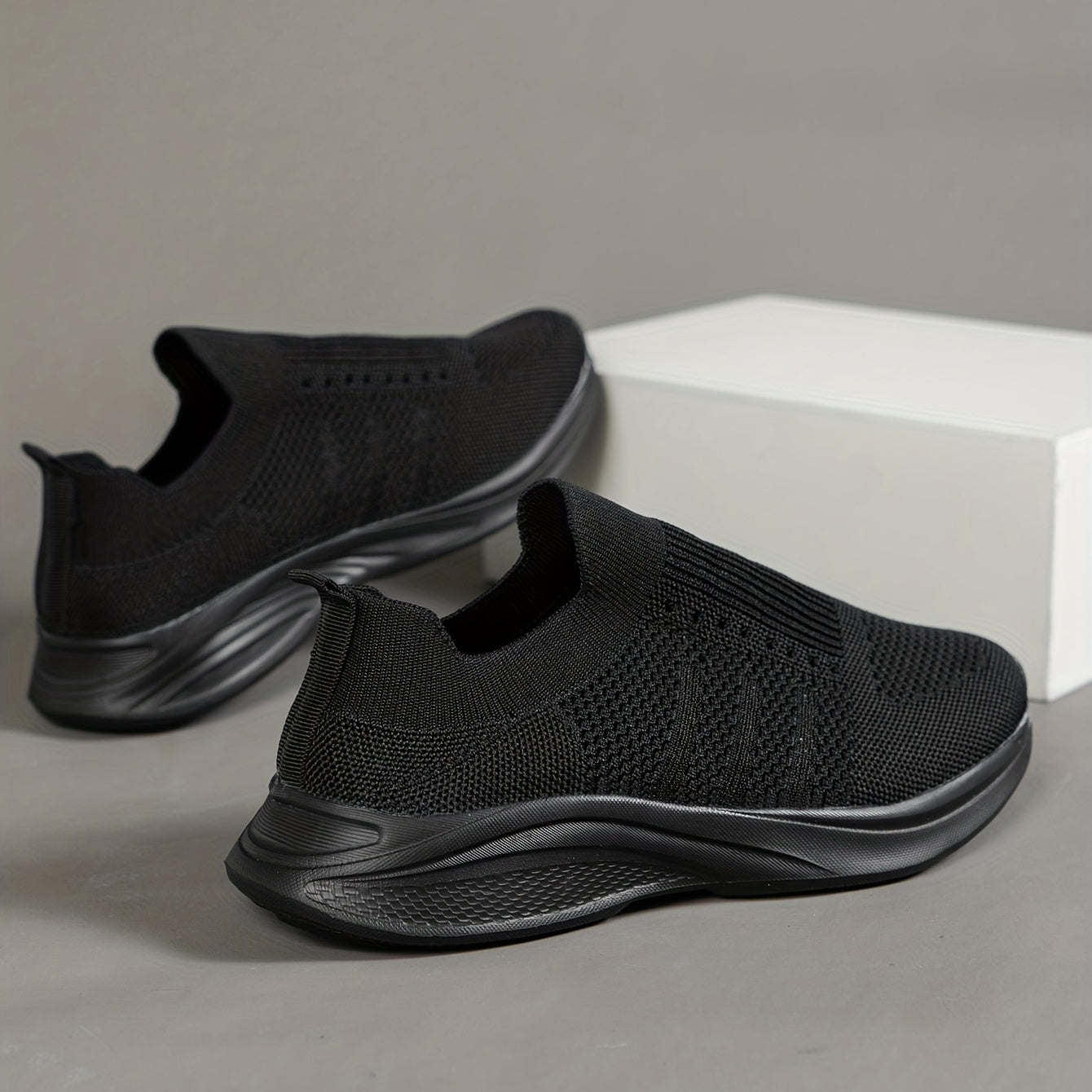 Women's Breathable Knit Slip-On Sneakers Lightweight Trainers