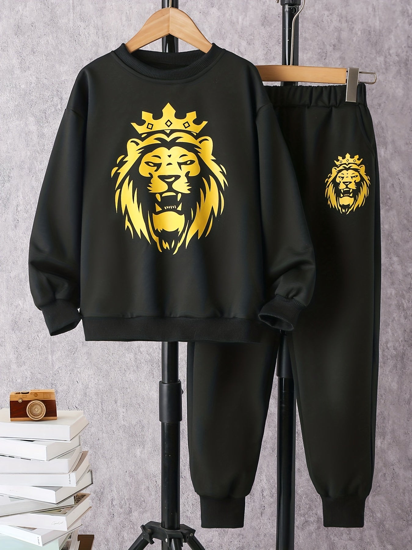 Boy's Lion Crown Pattern 2pcs Sweatshirt & Sweatpants Set