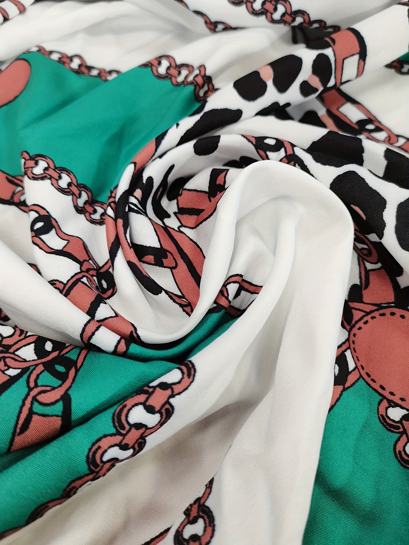 Colorblock Chain Print Long Sleeve Blouse