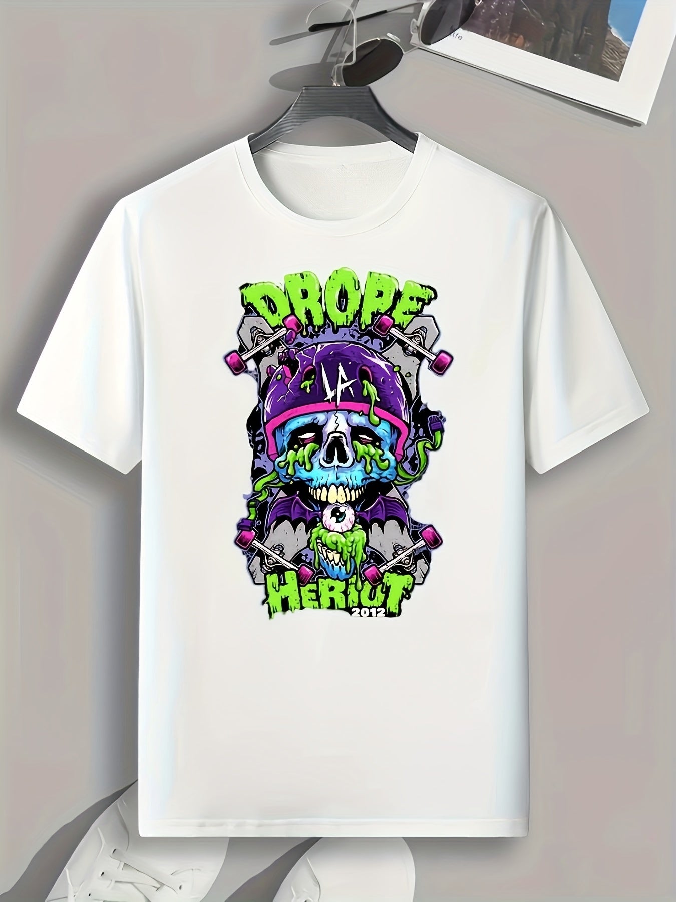 Skull Print Men's Graphic Tee for Summer