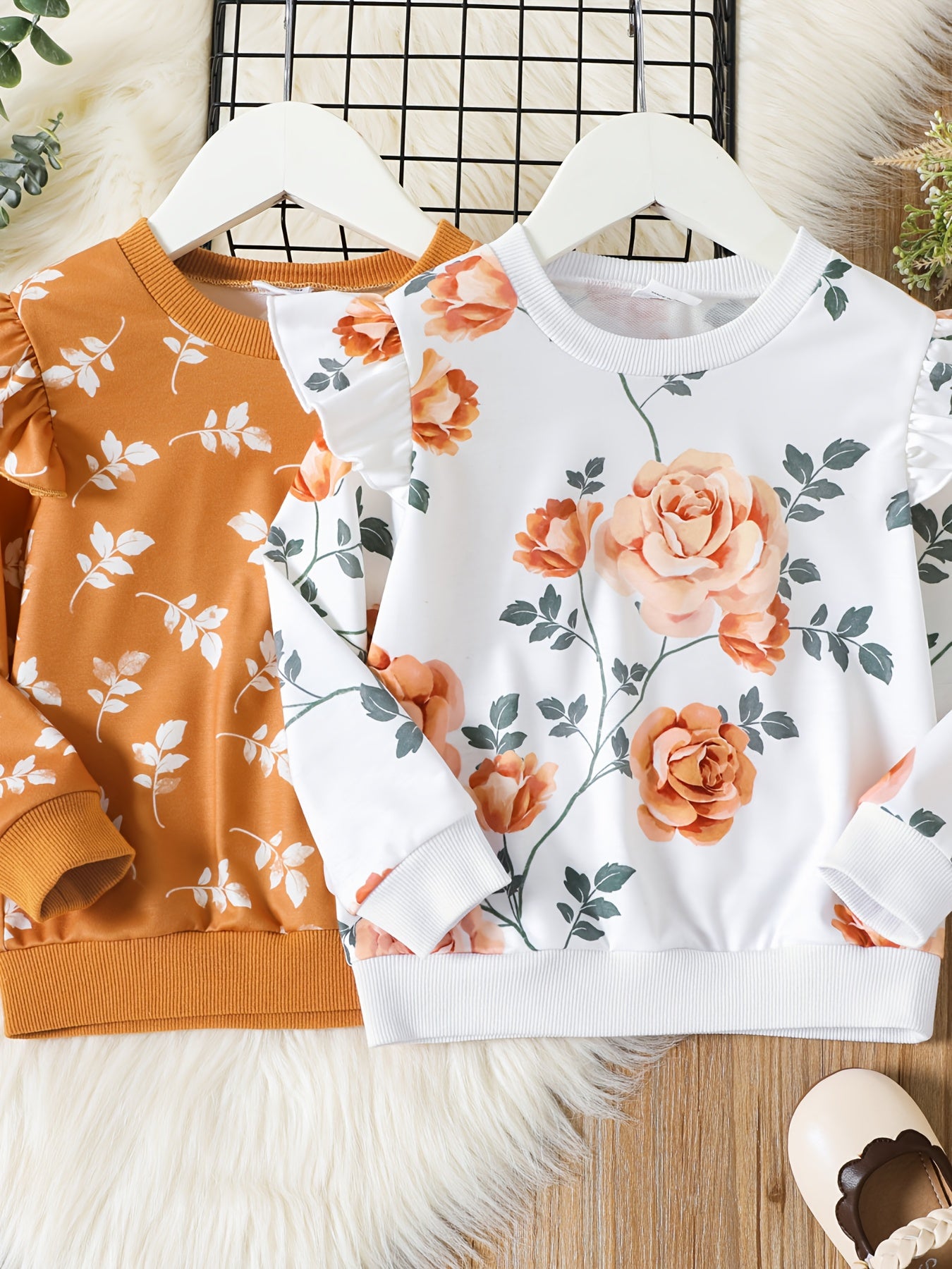 Girls Fall Leaves Graphic Sweatshirt Comfort Fit Long Sleeve Top