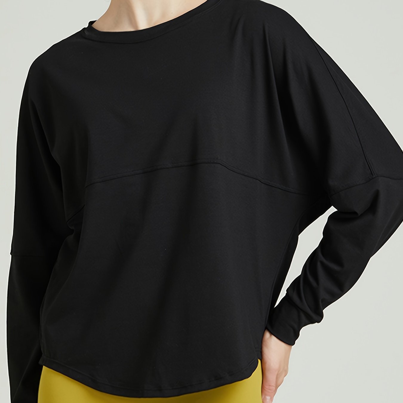 Casual Yoga T Shirt Long Sleeves Round Neck Loose Fit Sports Tee