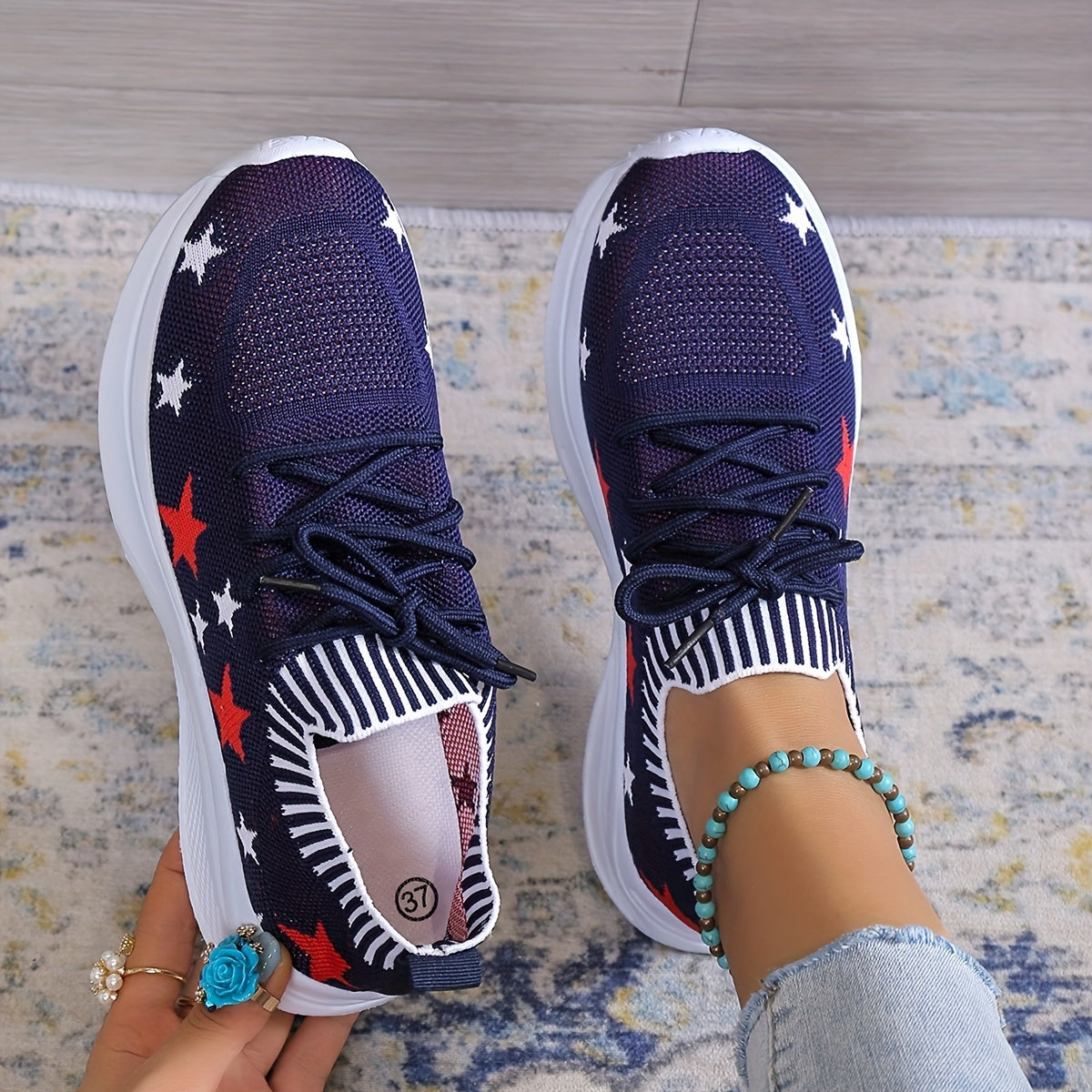 Women's Stars Pattern Flat Sneakers Lace Up Low Light Shoes