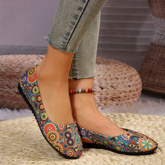 Women's Flower Pattern Slip-On Flat Shoes Lightweight & Comfortable
