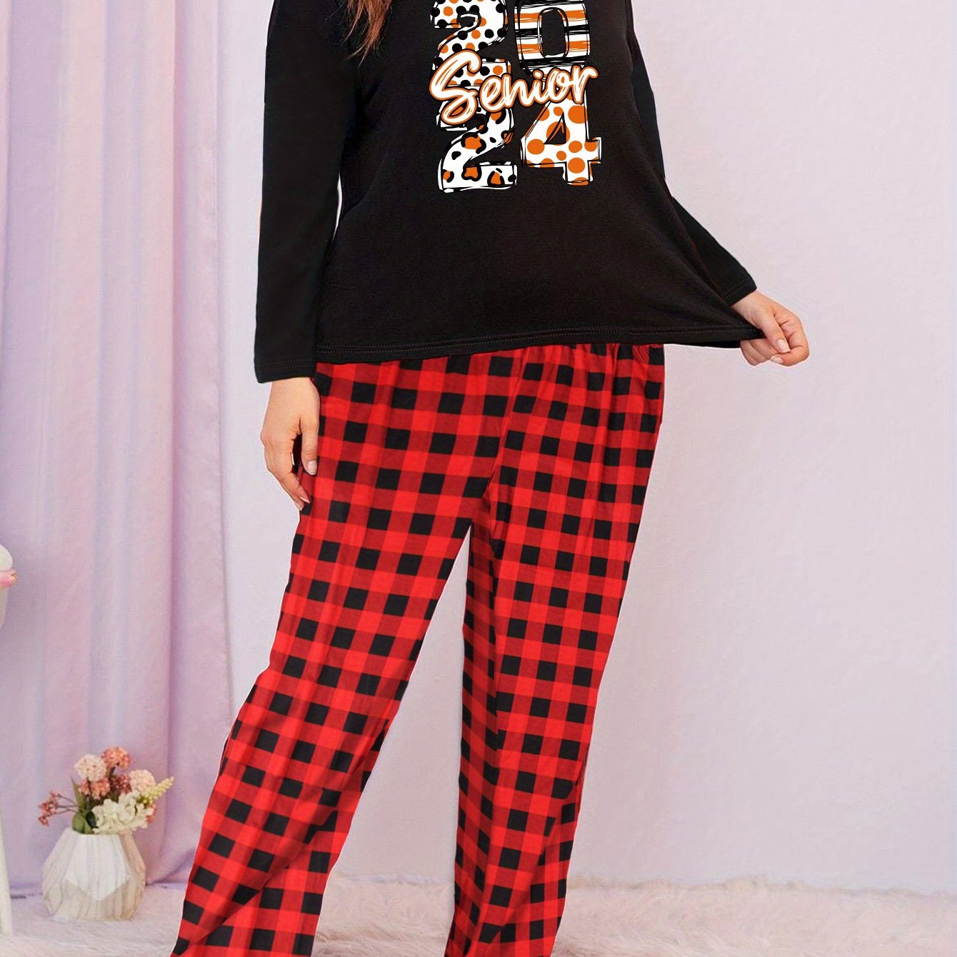 Number & Letter Graphic Tee & Plaid Pants Lounge Set