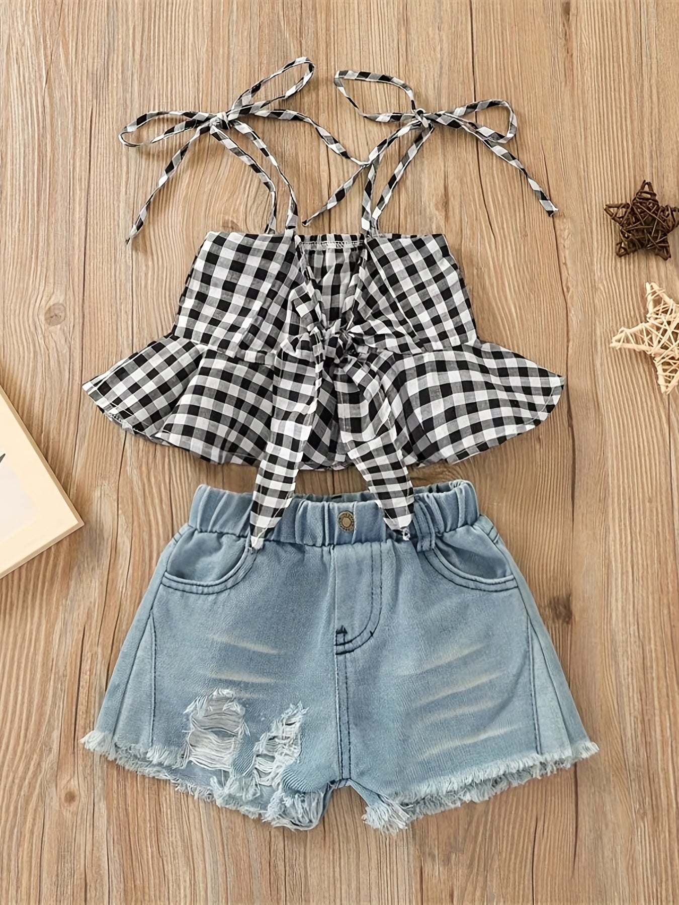 2pcs Baby Girls Plaid Bowknot Camisole Top & Denim Shorts Set