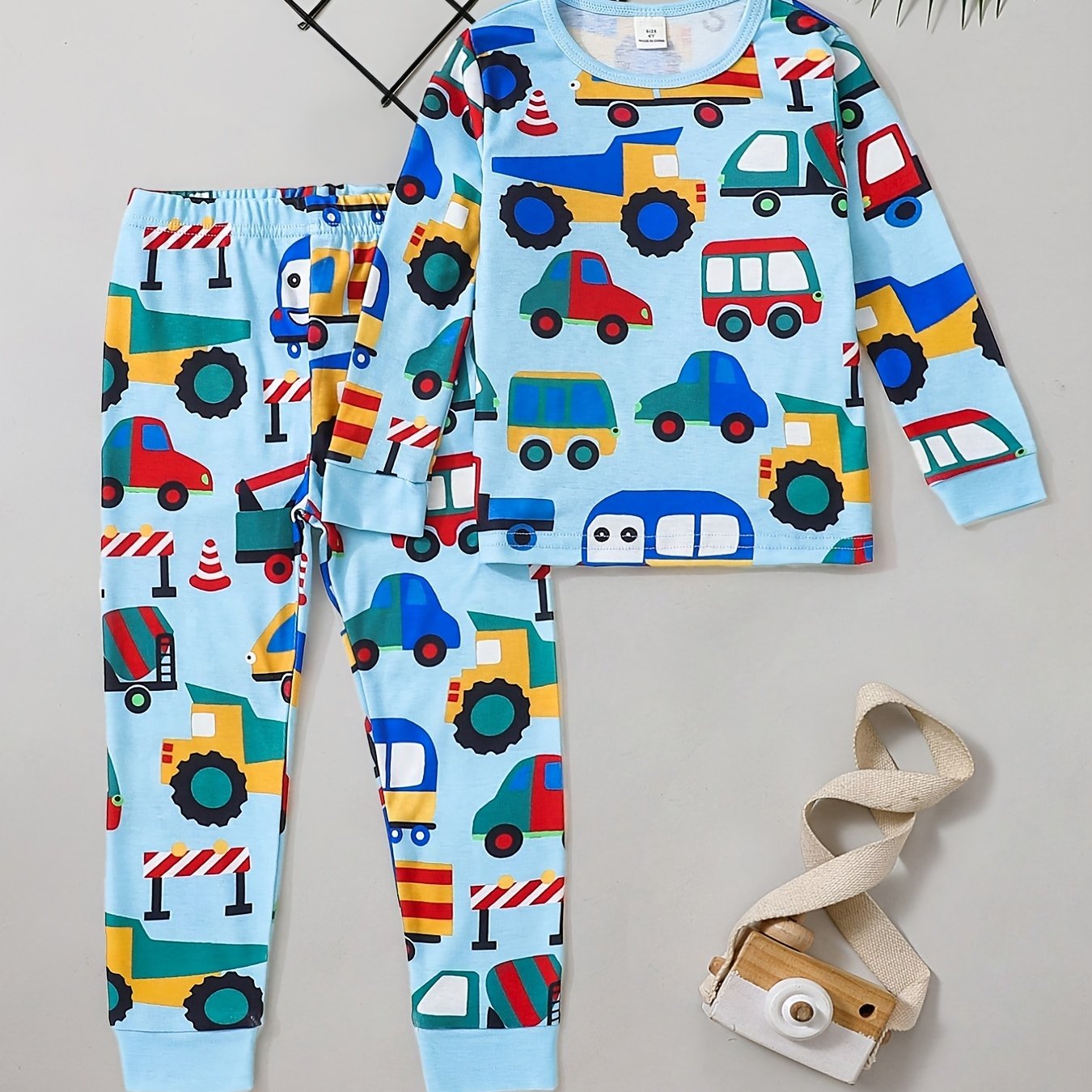 Boys 2pcs Pajamas Long Sleeve Top & Pants Colorful Cartoon Cars Print Set