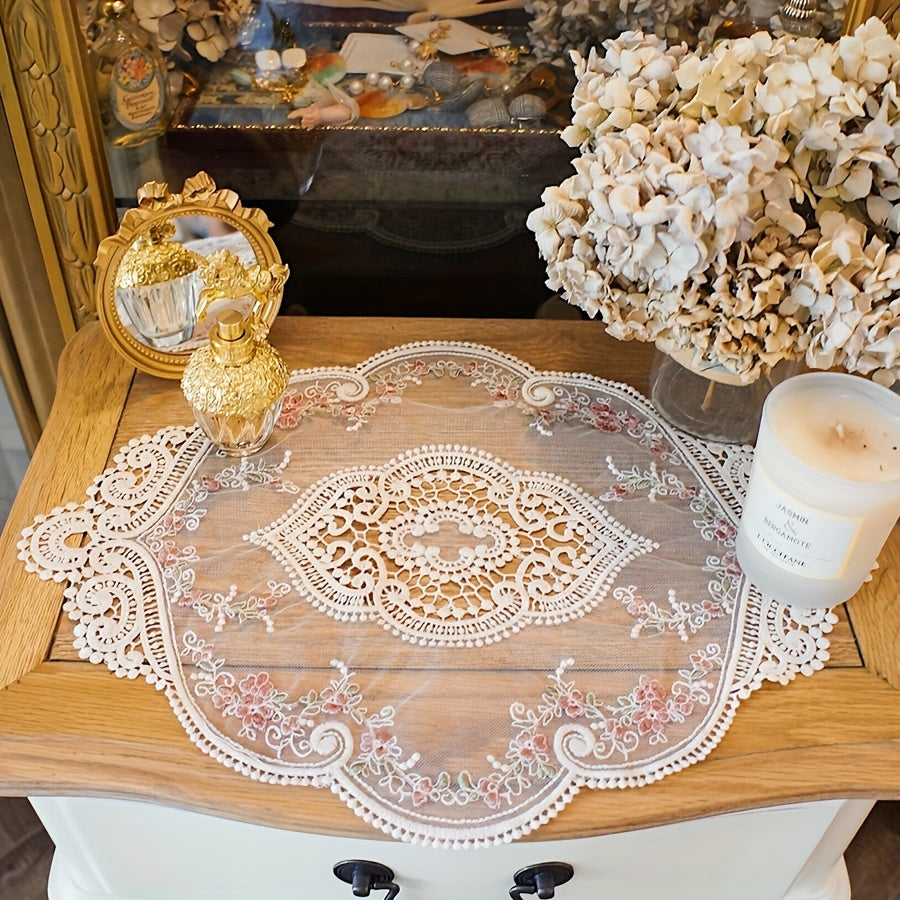 2pcs Lace Embroidered Doily Vintage Floral Fabric Table Mat Plate Mat