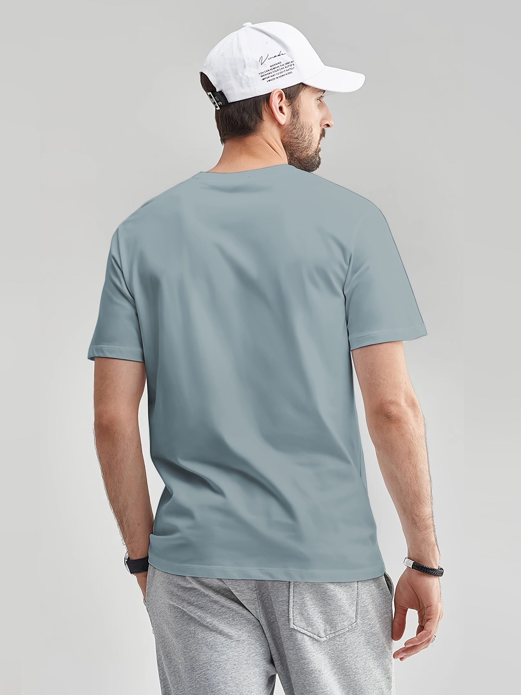 Retro Pattern Print Men's Graphic Crew Neck Active T shirt