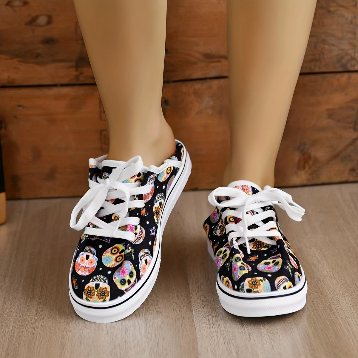 Skull Pattern Halloween Shoes Lace Up Low Round Toe Canvas Comfy Casual Shoes