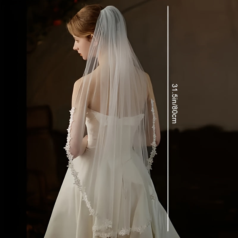 Romantic Floral Embroidery Veil with Comb for Bride