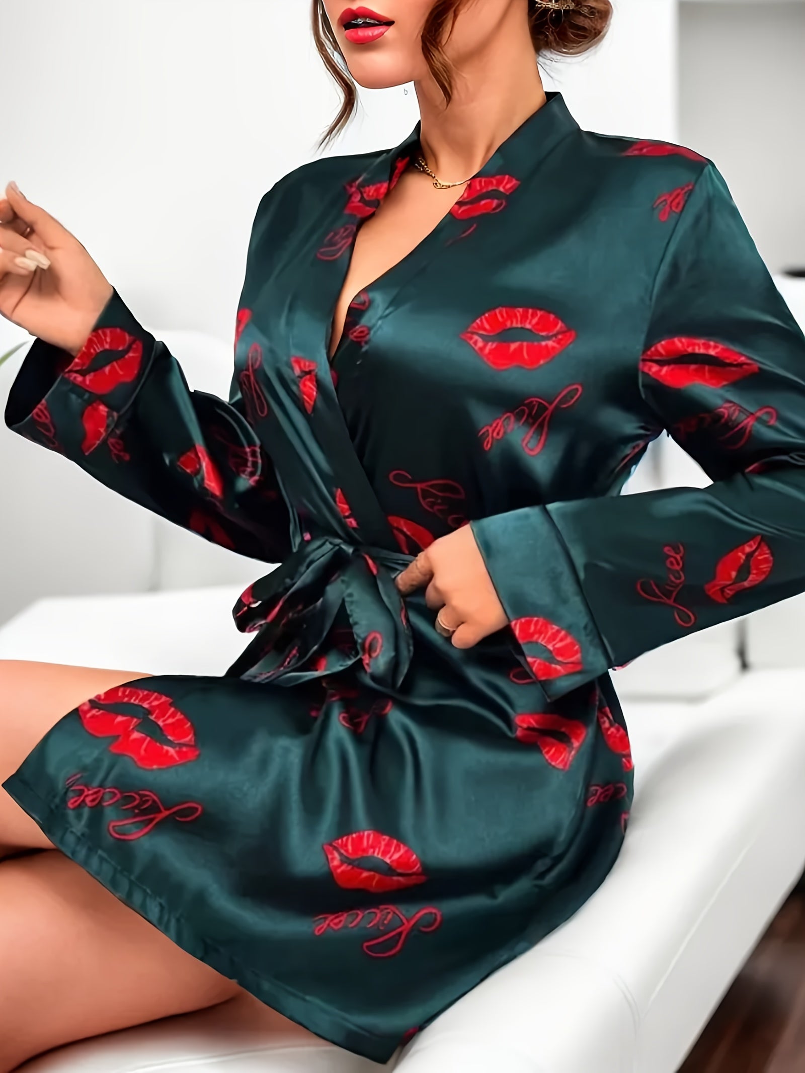 Women's Lips Print Lounge Robe Long Sleeve V Neck Home Robe