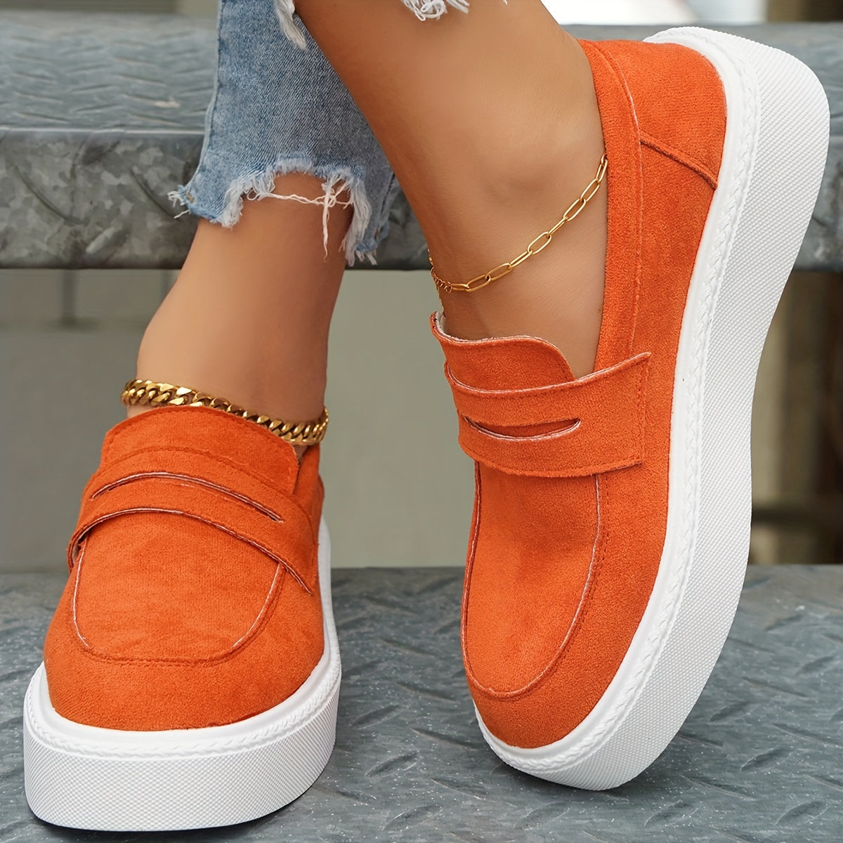 Women's Solid Platform Slip On Sneakers Comfortable Low Top Shoes
