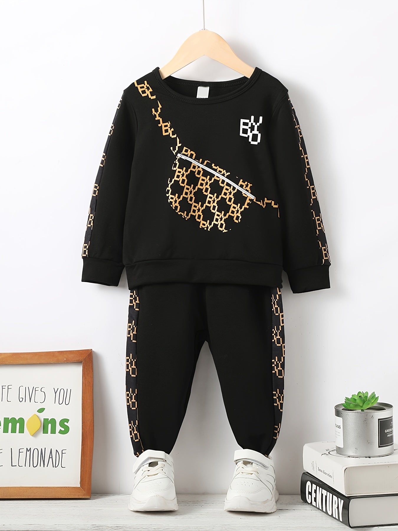 2pcs Toddler Boy Chest Bag Pullover Sweatshirt & Pants Set Kids Clothes