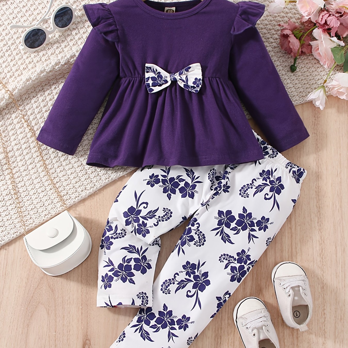2pcs Baby Girls Ruffles T Shirt & Floral Print Pants Set