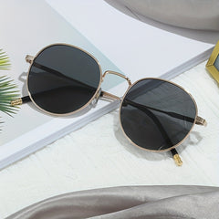 Men's UV Protection Sunglasses for Travel with Case