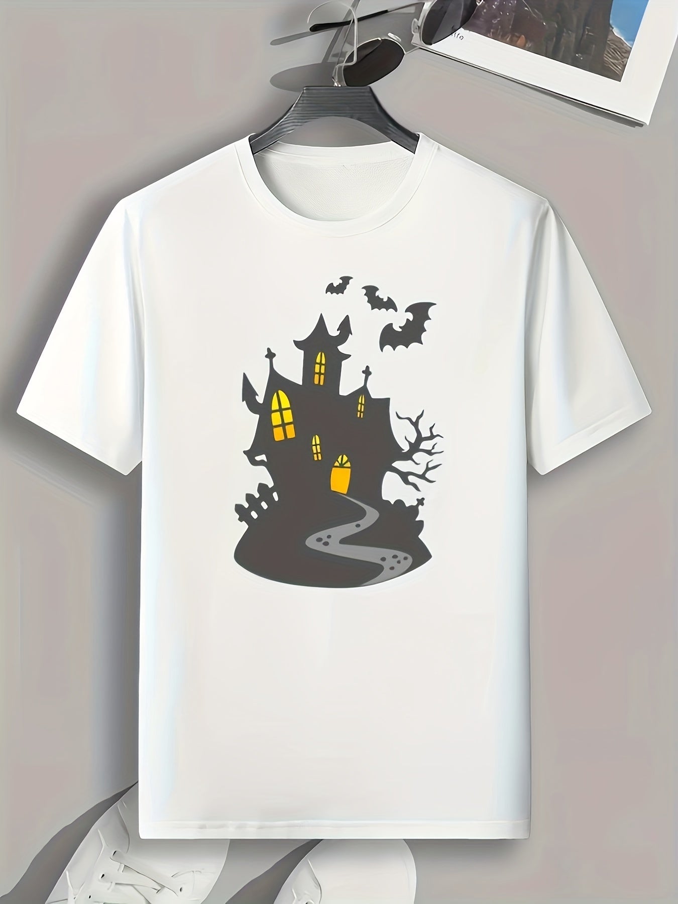 Halloween House Print Men's Tee for Summer