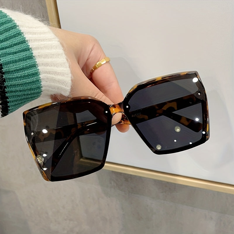 Vintage Oversized Square Sunglasses Women Sun Protection