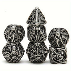 7pcs Hollow Metal Skull Dice Set for RPG Board Games