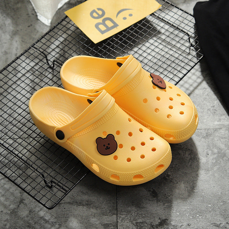 Women's Bear Decor Clogs Breathable Hole Non-slip Beach Slippers